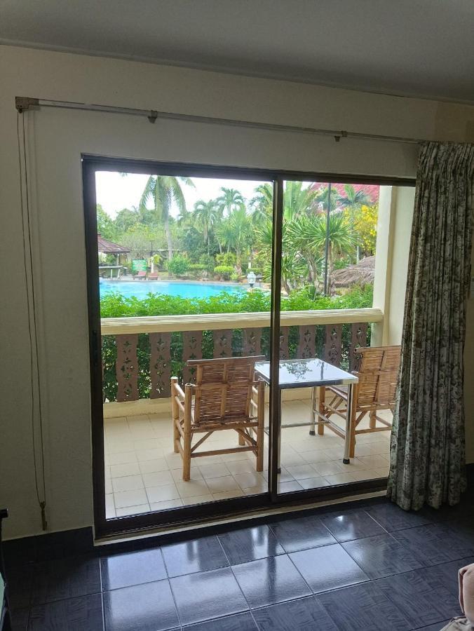 Ban Nam Mao Resort Na Chom Thian Ngoại thất bức ảnh
