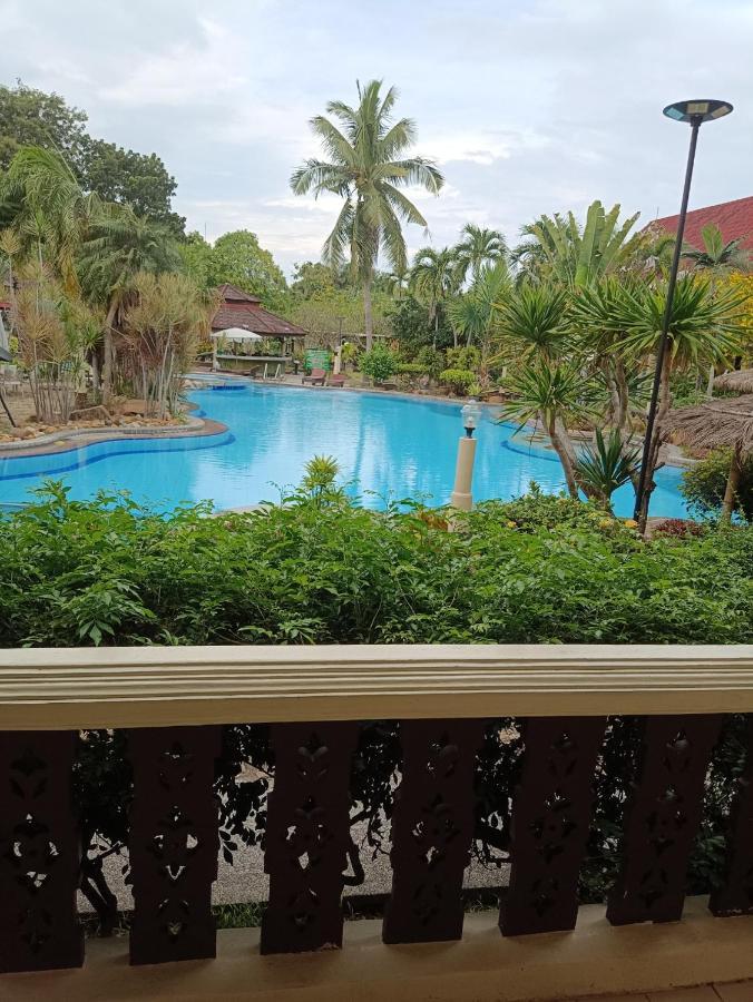 Ban Nam Mao Resort Na Chom Thian Ngoại thất bức ảnh