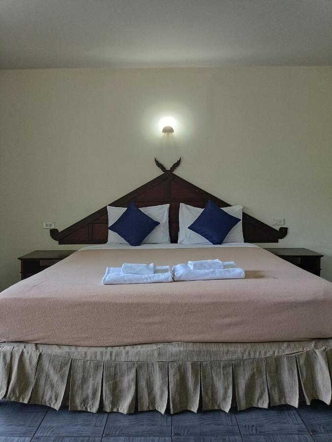 Ban Nam Mao Resort Na Chom Thian Ngoại thất bức ảnh