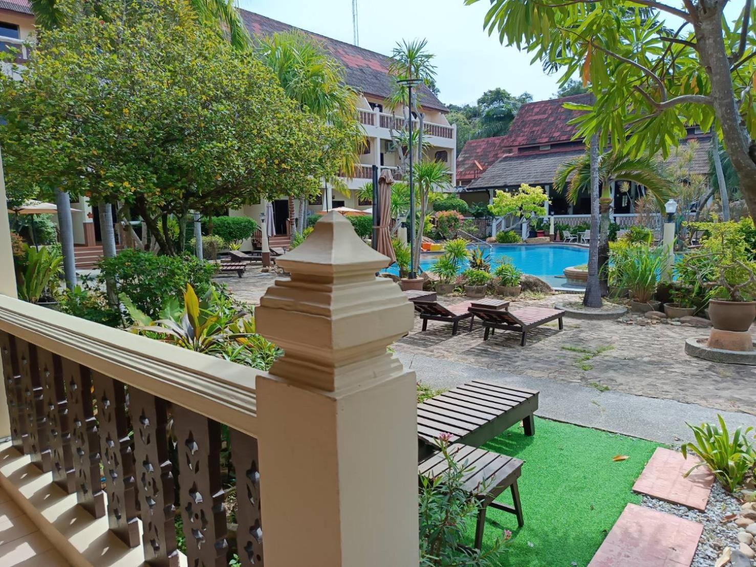 Ban Nam Mao Resort Na Chom Thian Ngoại thất bức ảnh