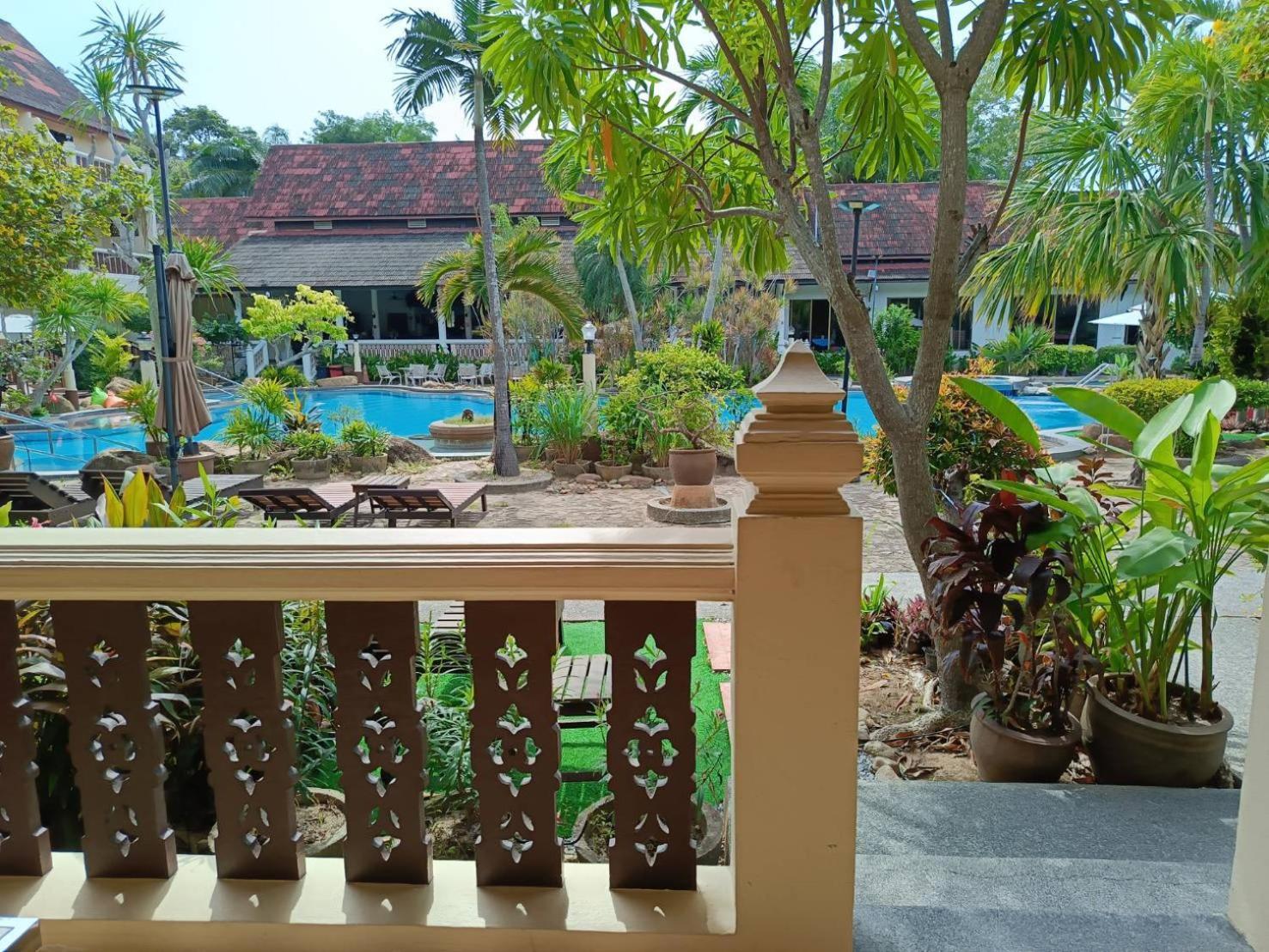 Ban Nam Mao Resort Na Chom Thian Ngoại thất bức ảnh